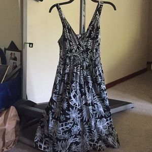 Last call! Claudia Richard Blk/White Floral Lined Dress L